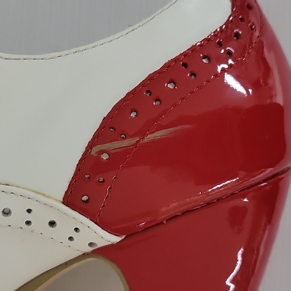 ARCHIE'S 1950 Style Red and white Vintage Heels - Picture 16 of 17